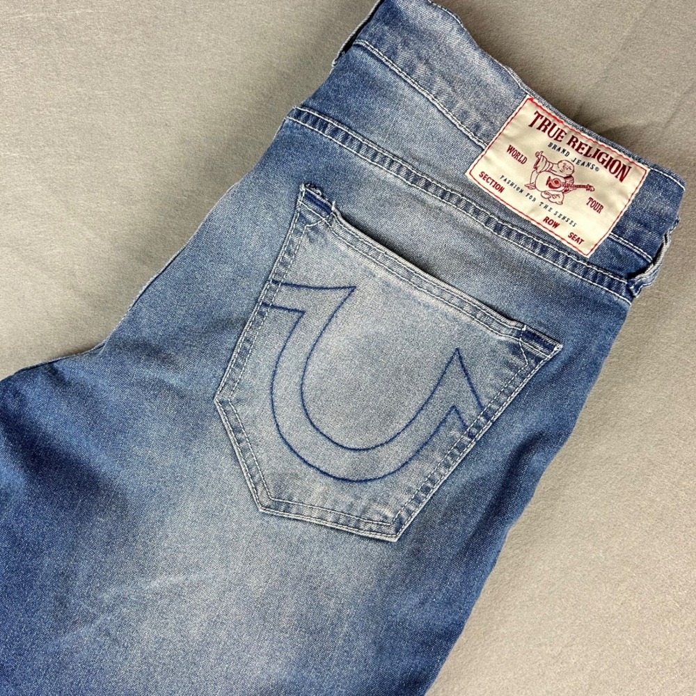 True Religion Geno Jeans Mens 34 (36x31) Blue Relaxed Slim Fit Medium Wash Denim